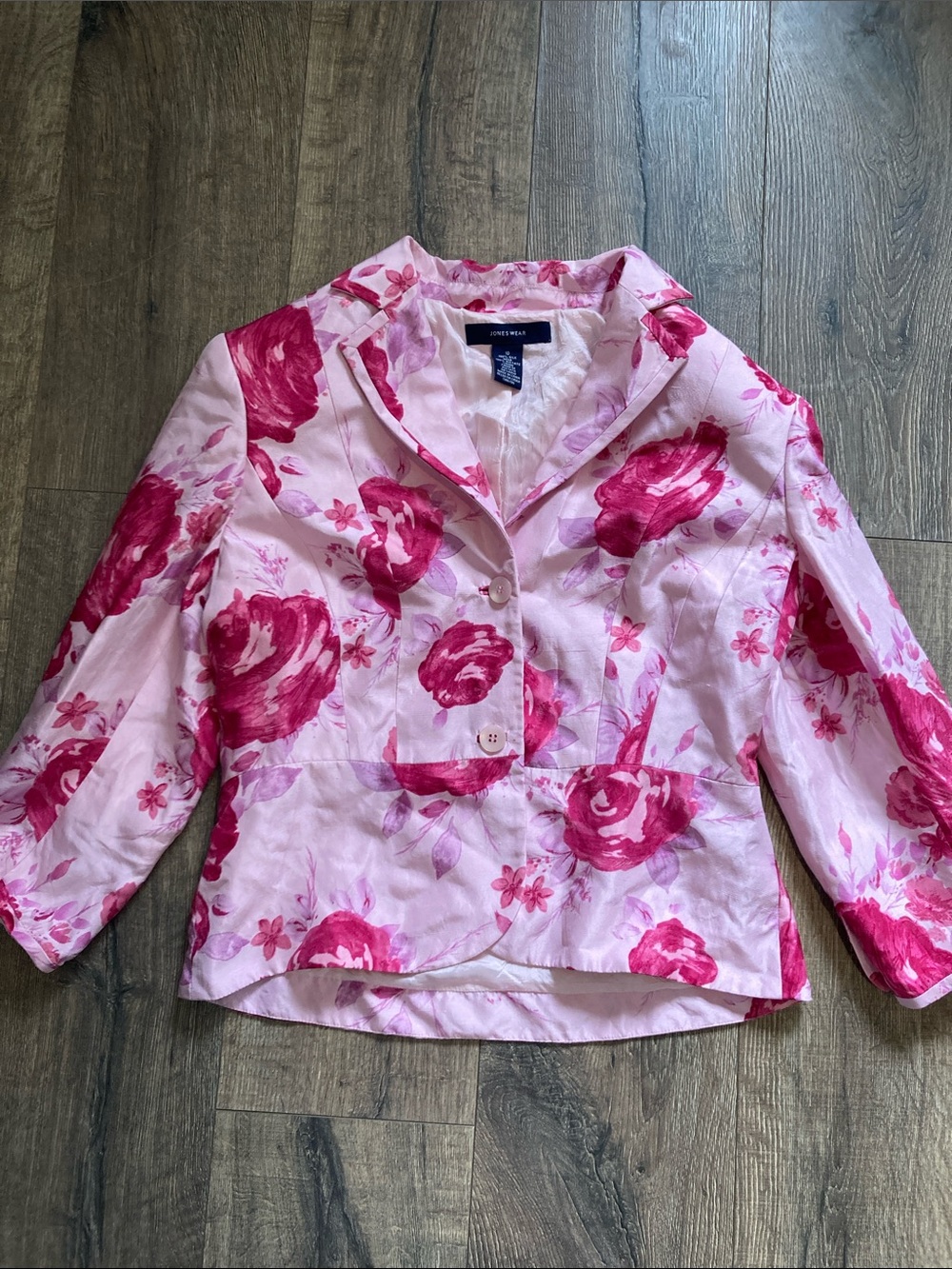 Jones Wear women’s silk floral blazer